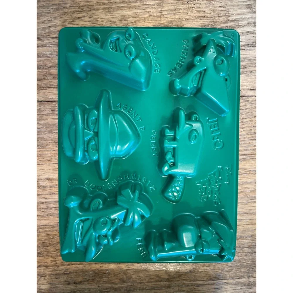 Disney Phineas and Ferb Jell-O Jiggler Mold Tray Lot of2 Green Party Dessert